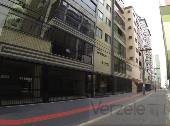 Apartamento com 2 Quartos à Venda, 90 m² em Centro - Balneário Camboriú