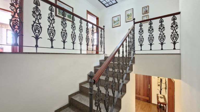 Imagem Sobrado com 4 Quartos à Venda, 210 m² em água Fria - São Paulo