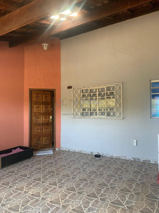 Imagem Casa com 2 Quartos à Venda, 64 m² em Comerciários - Botucatu