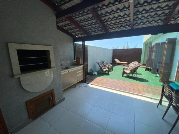 Imagem Casa com 3 Quartos à Venda, 300 m² em Atlântida Sul - Osório Imagem Casa com 3 Quartos à Venda, 300 m² em Atlântida Sul - Osório