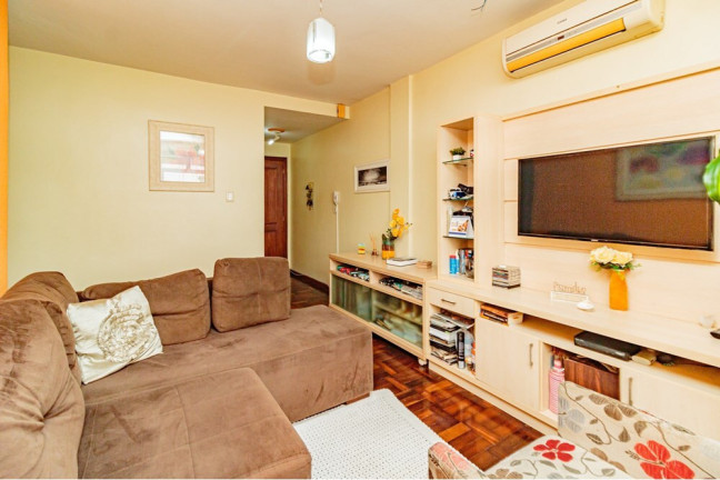 Imagem Apartamento com 4 Quartos à Venda, 75 m² em Passo Da Areia - Porto Alegre Imagem Apartamento com 4 Quartos à Venda, 75 m² em Passo Da Areia - Porto Alegre