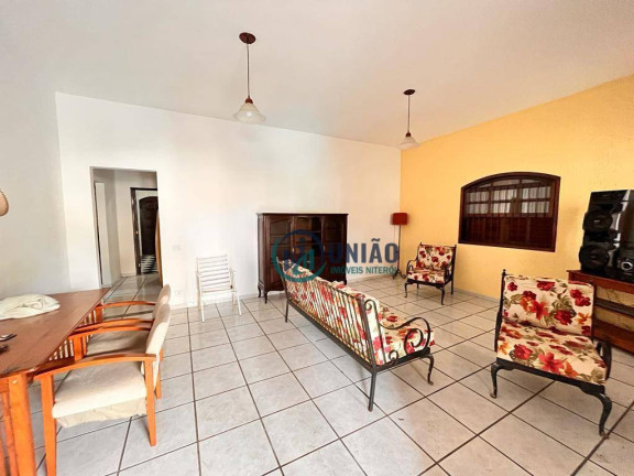 Imagem Casa com 3 Quartos à Venda, 260 m² em Itaipu - Niterói