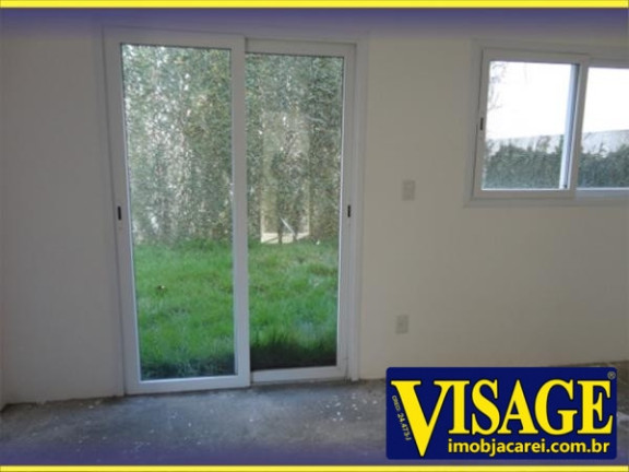 Imagem Casa de Condomínio com 3 Quartos à Venda,  em Prol. Jd. St. Maria - Jacareí