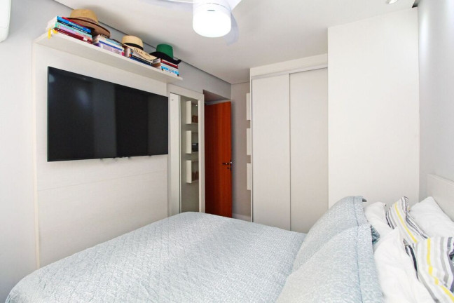 Imagem Apartamento com 2 Quartos à Venda, 52 m² em Santana - Porto Alegre