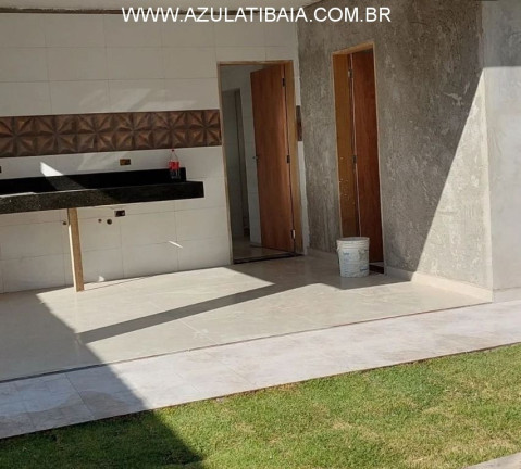 Imagem Casa com 3 Quartos à Venda, 176 m² em Nova Cerejeira - Atibaia