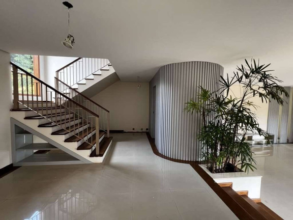 Imagem Casa com 4 Quartos à Venda, 443 m² em Pousada Dos Bandeirantes - Carapicuíba Imagem Casa com 4 Quartos à Venda, 443 m² em Pousada Dos Bandeirantes - Carapicuíba