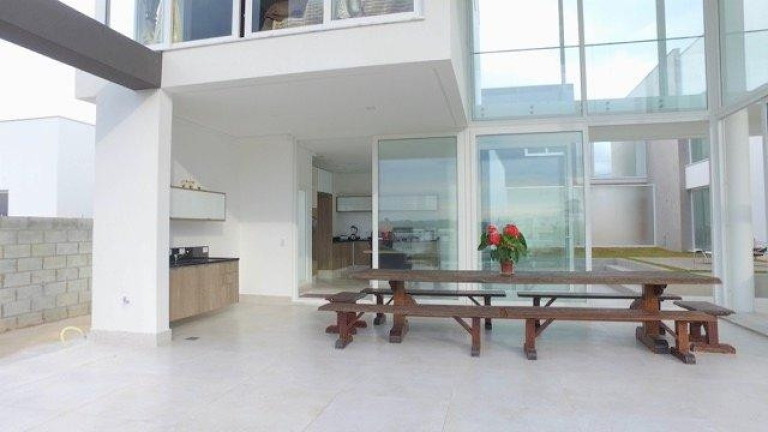 Casa com 4 Quartos à Venda, 580 m² em São Paulo Ii - Cotia