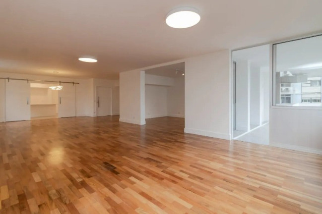Imagem Imóvel com 3 Quartos à Venda, 270 m² em Higienópolis - São Paulo Imagem Imóvel com 3 Quartos à Venda, 270 m² em Higienópolis - São Paulo