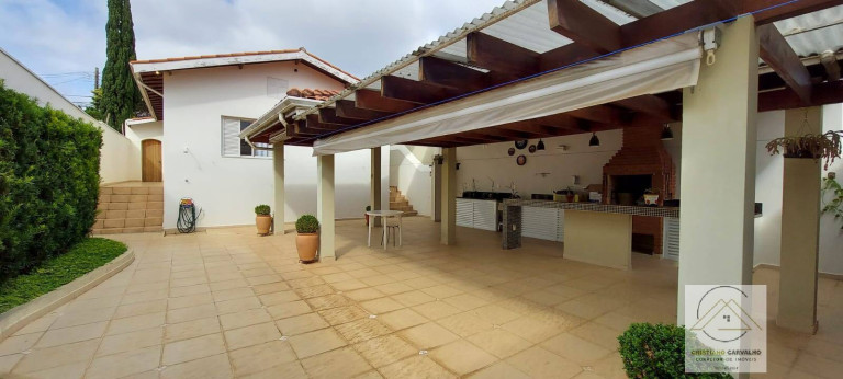 Imagem Casa com 2 Quartos à Venda, 213 m² em Vila Dos Netos - Atibaia Imagem Casa com 2 Quartos à Venda, 213 m² em Vila Dos Netos - Atibaia