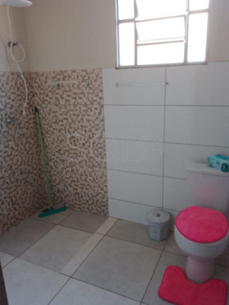 Imagem Casa com 2 Quartos à Venda, 200 m² em Jardim Roberto Selmi Dei - Araraquara Imagem Casa com 2 Quartos à Venda, 200 m² em Jardim Roberto Selmi Dei - Araraquara