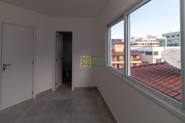 Imagem Cobertura com 2 Quartos à Venda, 85 m² em Bombas - Bombinhas Imagem Cobertura com 2 Quartos à Venda, 85 m² em Bombas - Bombinhas