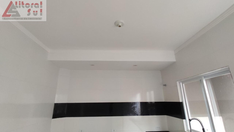 Imagem Casa com 2 Quartos à Venda, 65 m² em Real - Praia Grande Imagem Casa com 2 Quartos à Venda, 65 m² em Real - Praia Grande