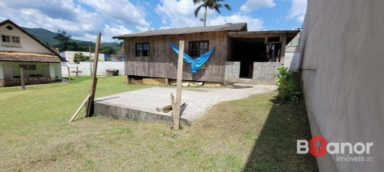 Imagem Casa com 4 Quartos à Venda, 120 m² em Velha - Blumenau Imagem Casa com 4 Quartos à Venda, 120 m² em Velha - Blumenau
