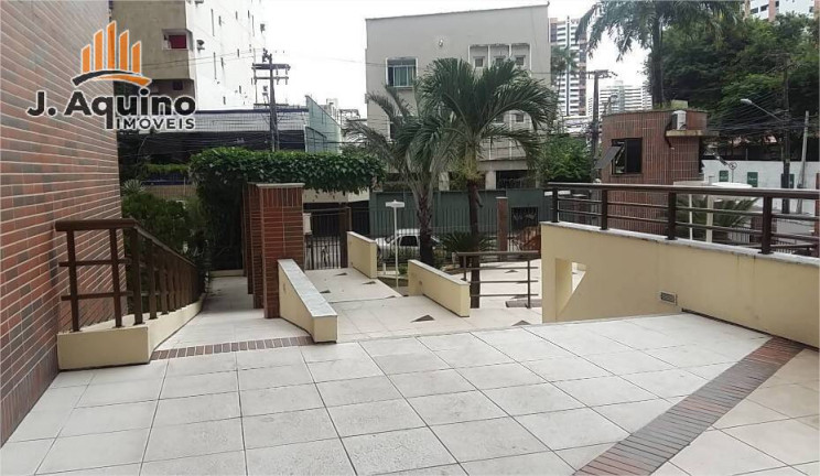 Imagem Apartamento com 2 Quartos à Venda, 73 m² em Meireles - Fortaleza