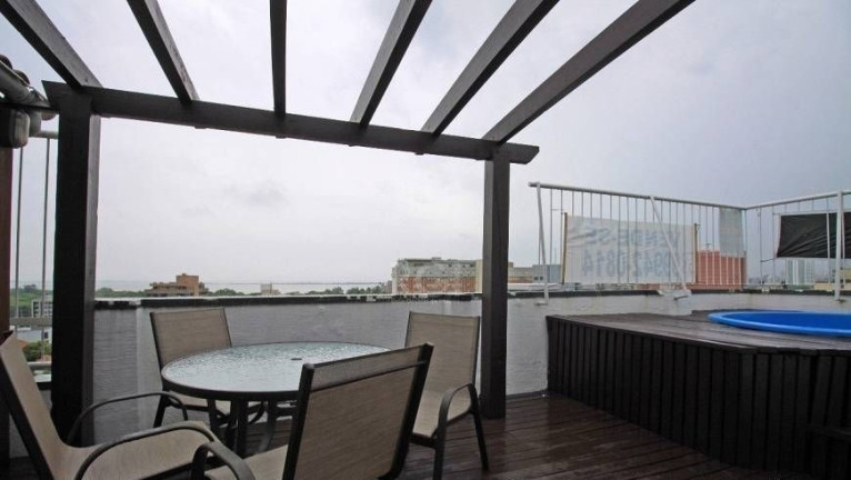 Imagem Apartamento com 2 Quartos à Venda, 107 m² em Menino Deus - Porto Alegre