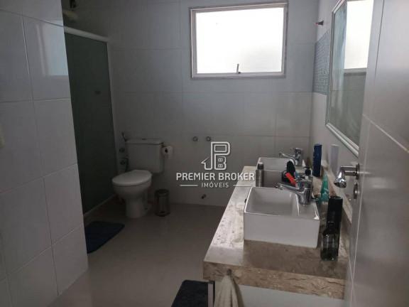 Imagem Casa com 3 Quartos à Venda, 337 m² em Tijuca - Teresópolis Imagem Casa com 3 Quartos à Venda, 337 m² em Tijuca - Teresópolis
