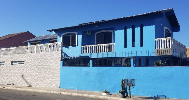 Sobrado com 5 Quartos à Venda, 238 m² em Niterói - Canoas