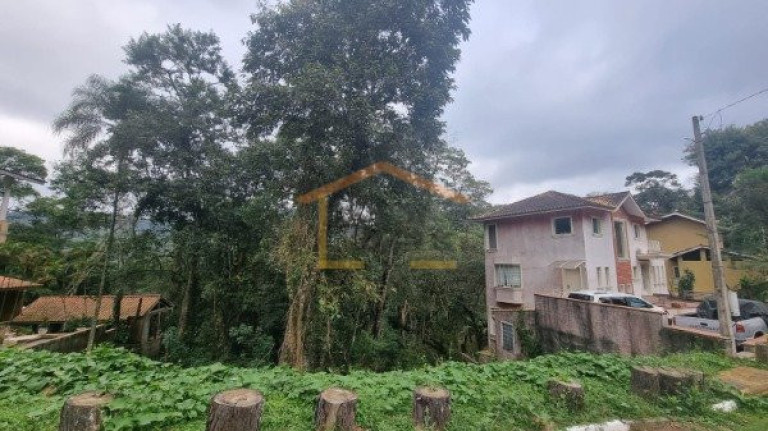 Terreno à Venda, 384 m² em Santa Inês - Caieiras