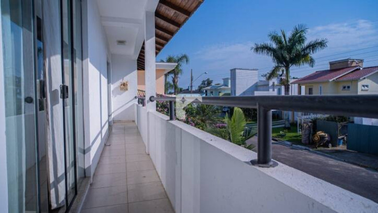 Imagem Casa de Condomínio com 4 Quartos à Venda, 388 m² em Cachoeira Do Bom Jesus - Florianópolis
