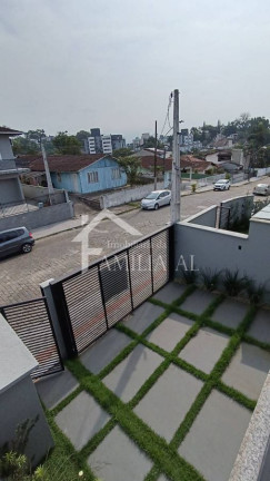 Imagem Casa com 2 Quartos à Venda, 107 m² em Bom Retiro - Joinville Imagem Casa com 2 Quartos à Venda, 107 m² em Bom Retiro - Joinville