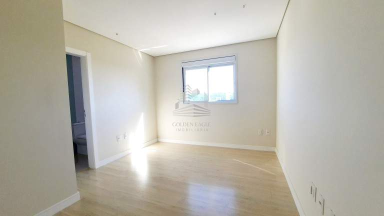 Imagem Apartamento com 4 Quartos à Venda, 140 m² em Centro - Balneário Camboriú Imagem Apartamento com 4 Quartos à Venda, 140 m² em Centro - Balneário Camboriú
