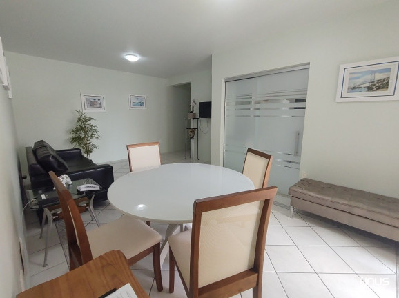 Apartamento com 3 Quartos à Venda, 100 m² em Balneário - Florianópolis