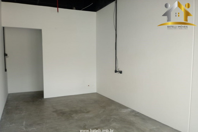 Imagem Imóvel à Venda, 25 m² em Tamboré - Santana De Parnaíba Imagem Imóvel à Venda, 25 m² em Tamboré - Santana De Parnaíba