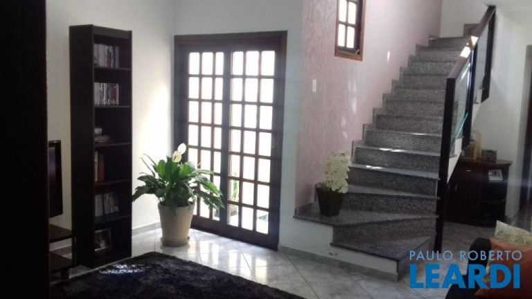 Sobrado com 4 Quartos à Venda, 186 m² em Vila Floresta - Santo André