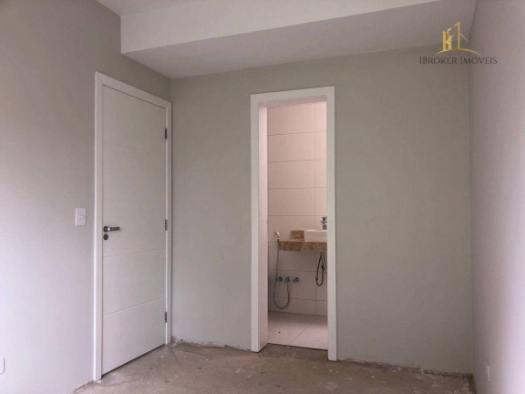 Imagem Sobrado com 3 Quartos à Venda, 178 m² em Bom Retiro - Curitiba Imagem Sobrado com 3 Quartos à Venda, 178 m² em Bom Retiro - Curitiba