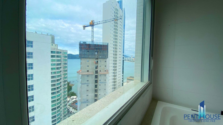 Imagem Apartamento com 3 Quartos à Venda, 133 m² em Pioneiros - Balneário Camboriú Imagem Apartamento com 3 Quartos à Venda, 133 m² em Pioneiros - Balneário Camboriú