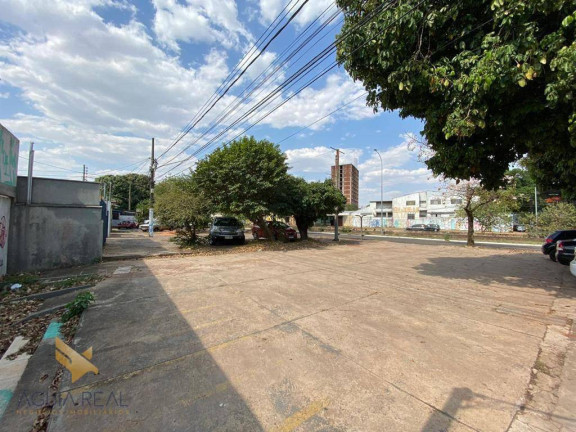 Imagem Terreno à Venda, 300 m² em Centro - Campo Grande Imagem Terreno à Venda, 300 m² em Centro - Campo Grande