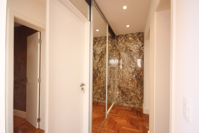 Imagem Imóvel com 3 Quartos à Venda, 314 m² em Moema Pássaros - São Paulo Imagem Imóvel com 3 Quartos à Venda, 314 m² em Moema Pássaros - São Paulo