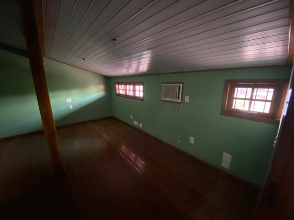 Imagem Casa com 4 Quartos à Venda, 360 m² em Canoas