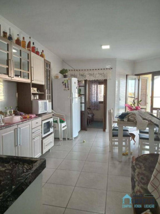 Imagem Casa com 2 Quartos à Venda, 67 m² em Centro - Tramandaí Imagem Casa com 2 Quartos à Venda, 67 m² em Centro - Tramandaí