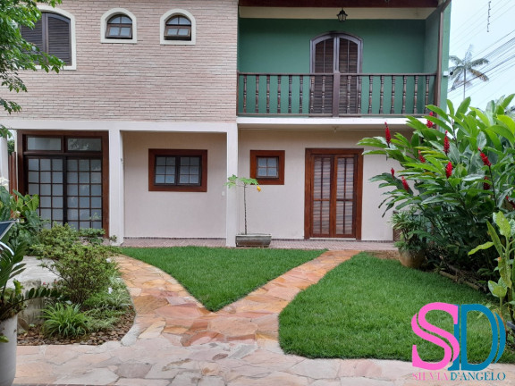 Imagem Sobrado com 5 Quartos à Venda, 300 m² em Perequê Açu - Ubatuba Imagem Sobrado com 5 Quartos à Venda, 300 m² em Perequê Açu - Ubatuba