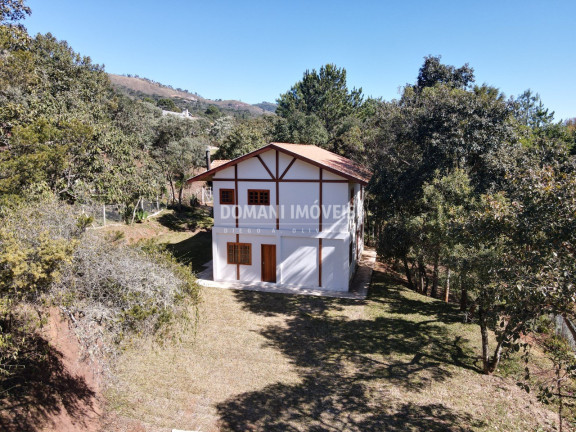 Imagem Casa com 4 Quartos à Venda, 149 m² em Região Do Parque Da água Santa - Campos Do Jordão