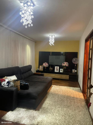 Sobrado com 3 Quartos à Venda, 128 m² em Vila Eldízia - Santo André