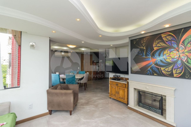 Imagem Imóvel com 3 Quartos à Venda, 215 m² em Vila Ipiranga - Porto Alegre