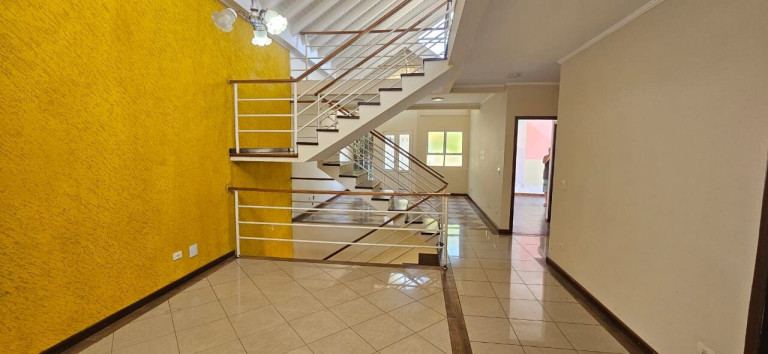 Imagem Sobrado com 4 Quartos à Venda, 300 m² em Parque Residencial Itapeti - Mogi Das Cruzes Imagem Sobrado com 4 Quartos à Venda, 300 m² em Parque Residencial Itapeti - Mogi Das Cruzes