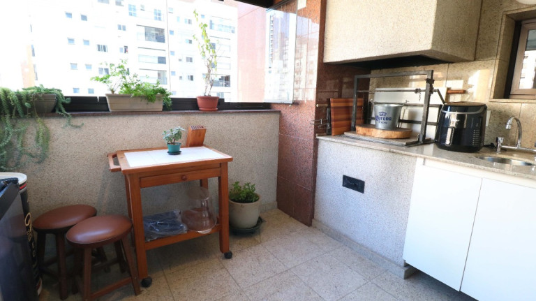 Imagem Apartamento com 4 Quartos à Venda, 226 m² em Vila Suzana - São Paulo Imagem Apartamento com 4 Quartos à Venda, 226 m² em Vila Suzana - São Paulo