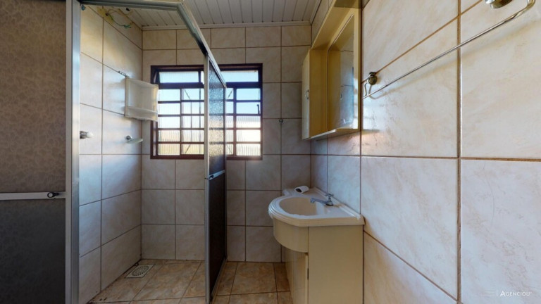 Imagem Imóvel com 3 Quartos à Venda, 390 m² em Agronomia - Porto Alegre Imagem Imóvel com 3 Quartos à Venda, 390 m² em Agronomia - Porto Alegre