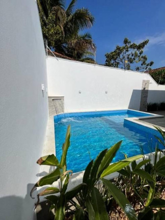 Imagem Casa com 3 Quartos à Venda, 306 m² em Santa Júlia - Itanhaém Imagem Casa com 3 Quartos à Venda, 306 m² em Santa Júlia - Itanhaém