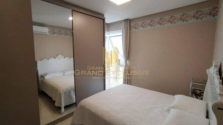 Imagem Apartamento com 3 Quartos à Venda, 130 m² em Centro - Balneário Camboriú Imagem Apartamento com 3 Quartos à Venda, 130 m² em Centro - Balneário Camboriú
