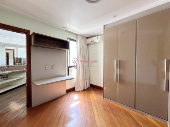 Imagem Imóvel com 4 Quartos à Venda, 480 m² em Praia Da Costa - Vila Velha Imagem Imóvel com 4 Quartos à Venda, 480 m² em Praia Da Costa - Vila Velha