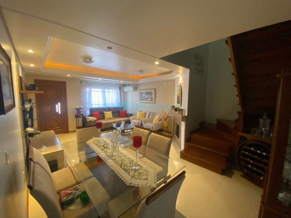 Imagem Sobrado com 3 Quartos à Venda, 185 m² em Moinhos De Vento - Canoas