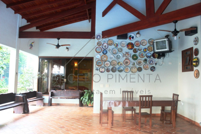 Imagem Imóvel com 4 Quartos à Venda, 5.000 m² em Chácaras Alpina - Valinhos