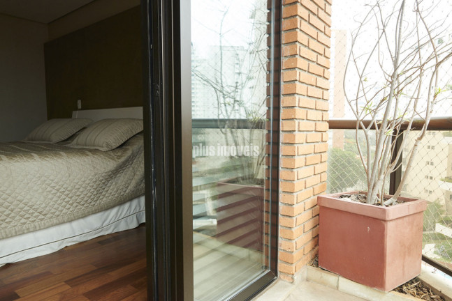 Imagem Apartamento com 2 Quartos à Venda, 276 m² em Campo Belo - São Paulo