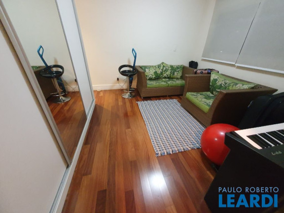 Imagem Apartamento com 4 Quartos à Venda, 242 m² em Santo Antônio - São Caetano Do Sul