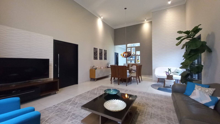 Imagem Casa com 3 Quartos à Venda, 325 m² em Residencial Ouroville - Taubaté