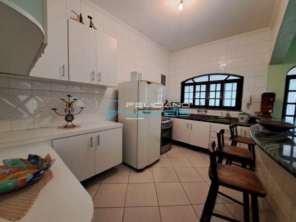 Imagem Casa com 3 Quartos à Venda, 200 m² em Canto Do Forte - Praia Grande